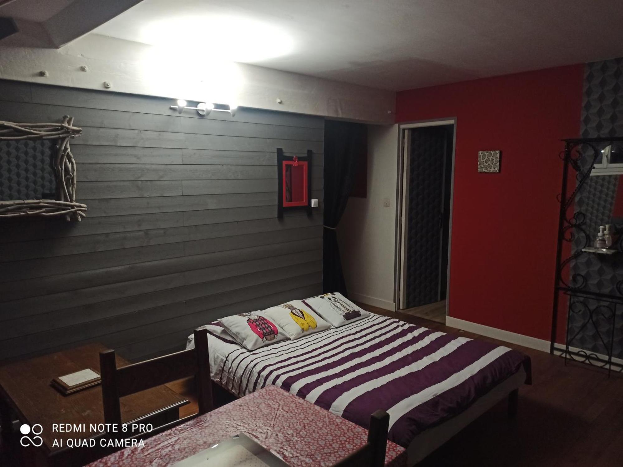 Petit Appartement 30M2, 3 Lits, 3 A 4 Pers Neuilly  Rum bild
