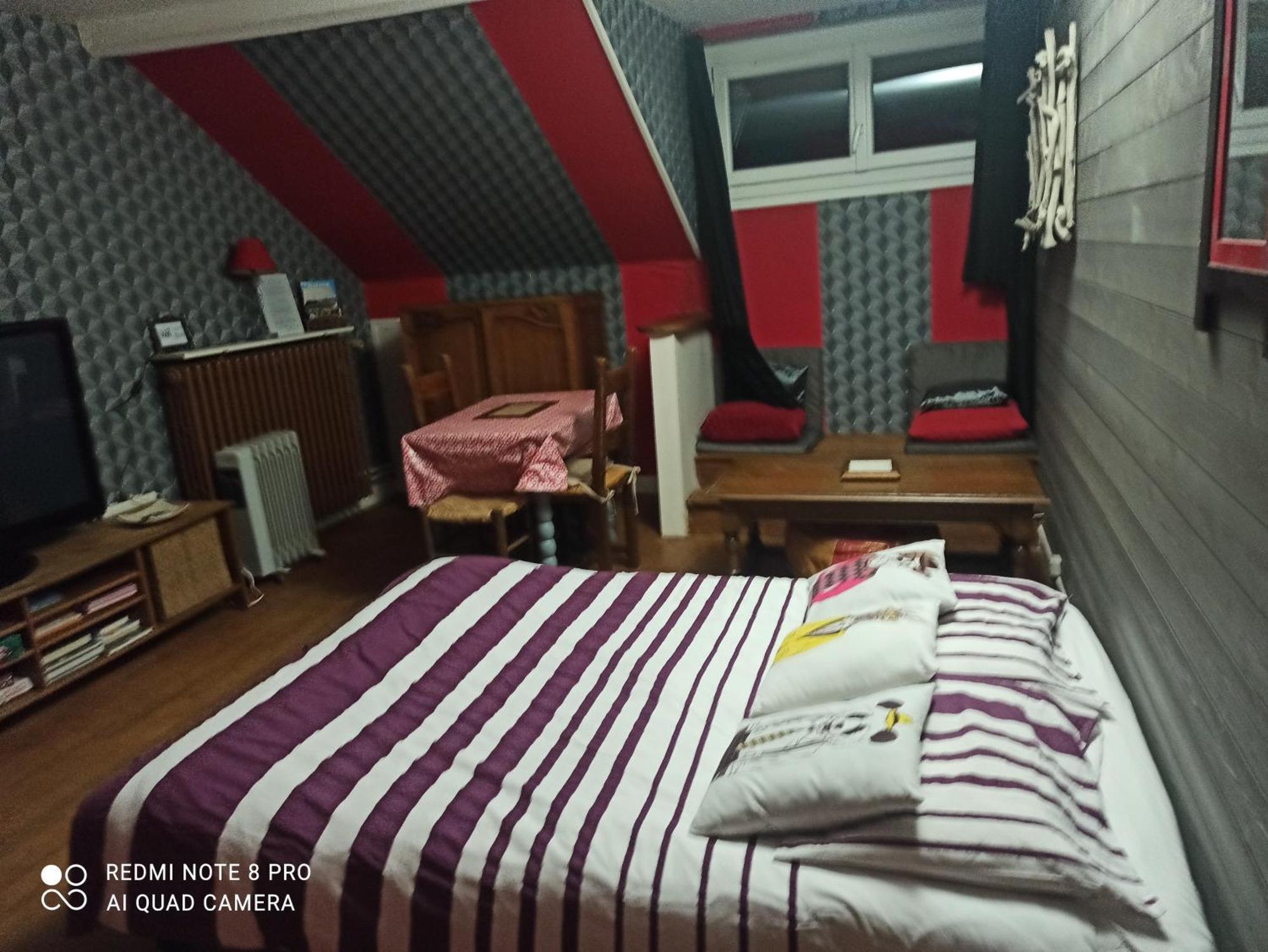 Petit Appartement 30M2, 3 Lits, 3 A 4 Pers Neuilly  Rum bild